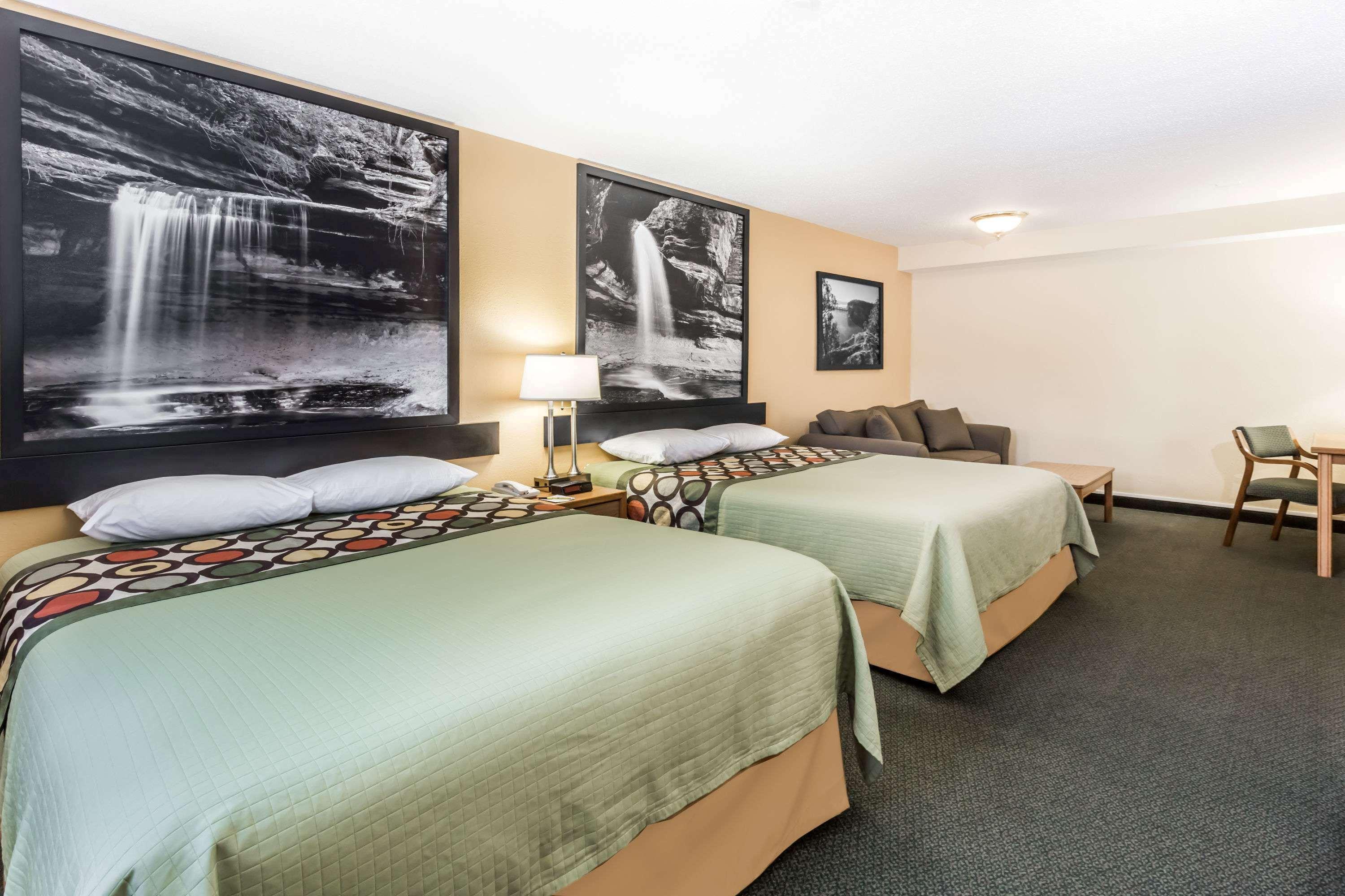 ซูเปอร์ 8 บาย วินด์แฮม ออตตาวา สตาร์ฟ ร็อก Hotel ภายนอก รูปภาพ