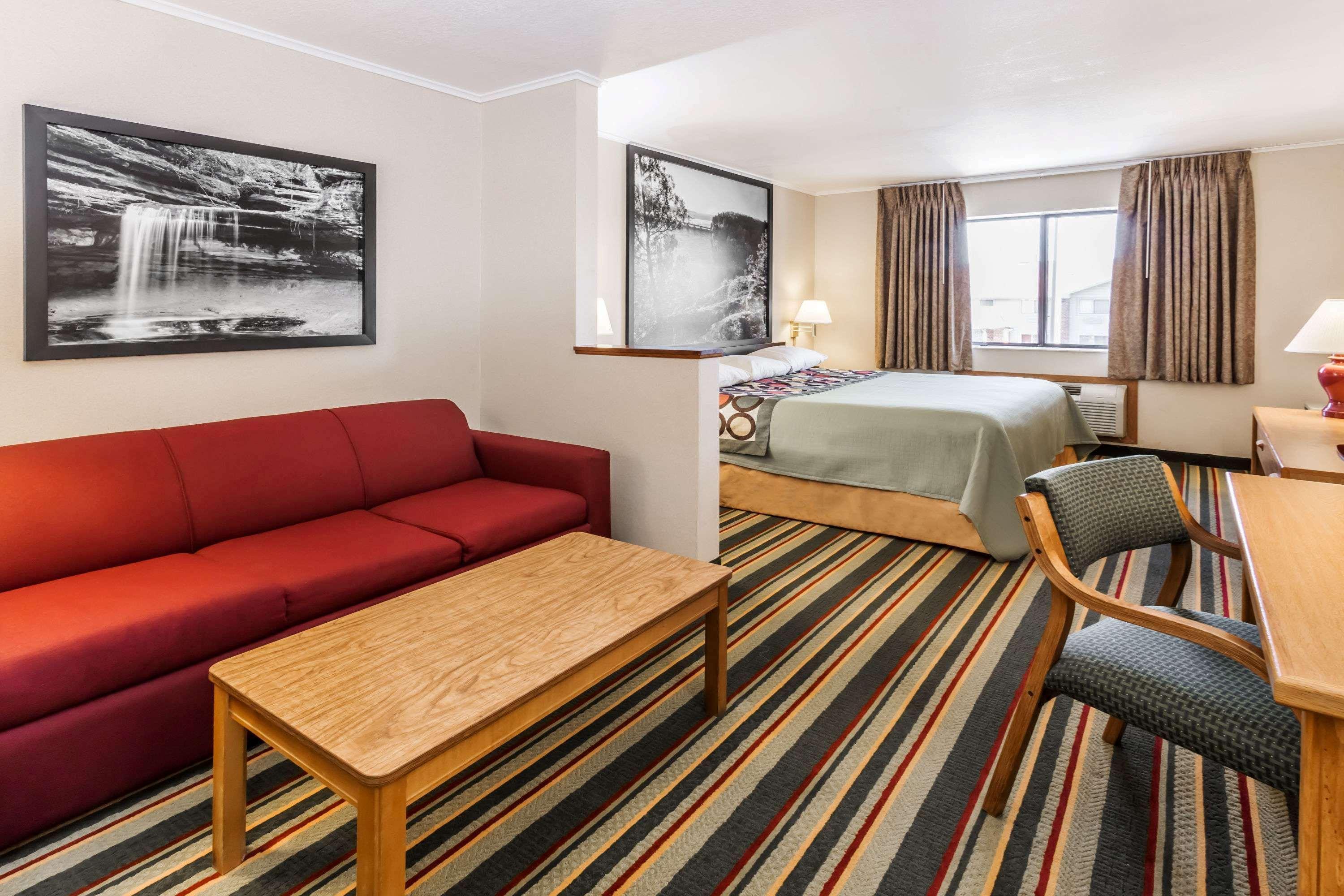 ซูเปอร์ 8 บาย วินด์แฮม ออตตาวา สตาร์ฟ ร็อก Hotel ภายนอก รูปภาพ
